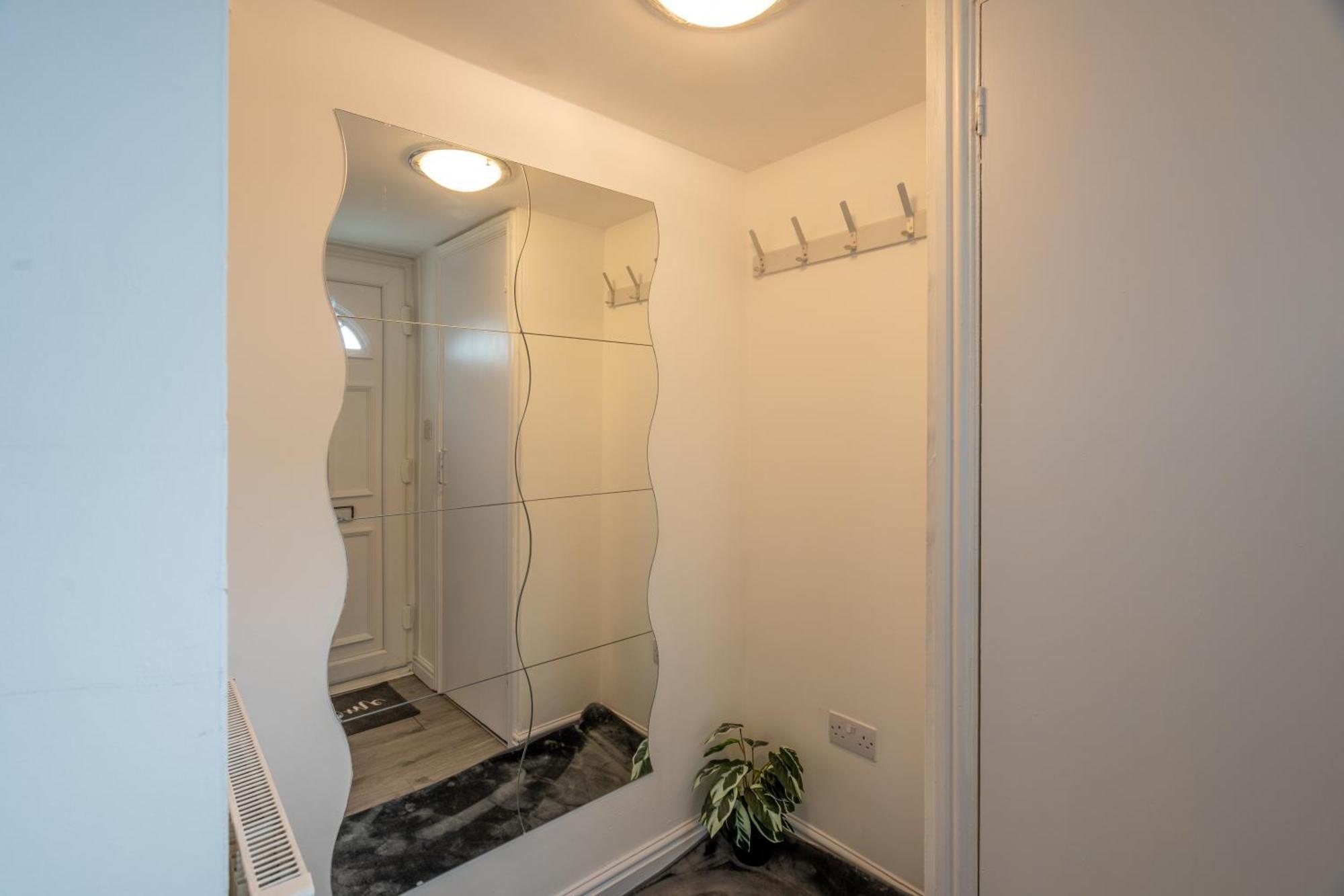 A Charming 3 Bed Home Next To Nec And Birmingham International Airport Marston Green Buitenkant foto